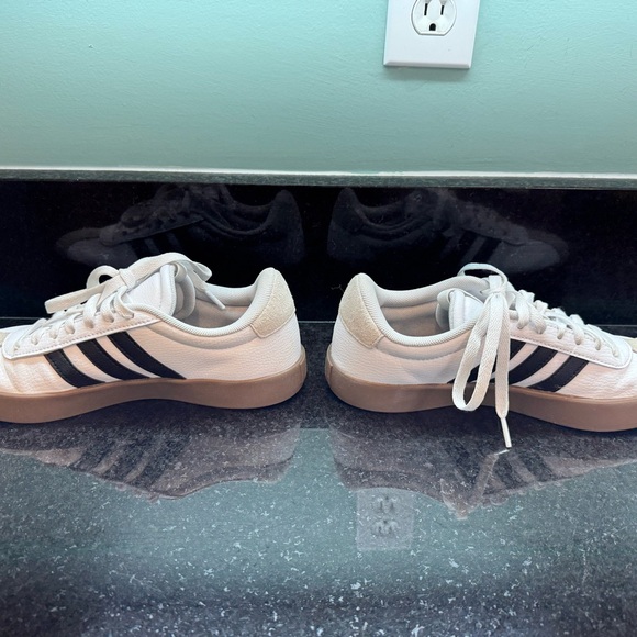 adidas VL 3 Court White Black Gum Sole Athletic Shoes - Picture 5 of 9